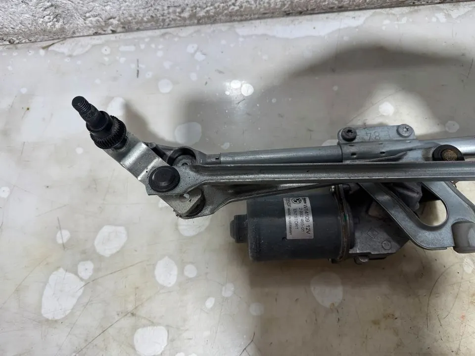 BMW X1 E84 Scheibenwischer Wischermotor Vorne 2992465 2990025 – Bild 3