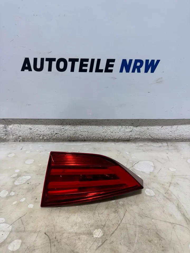BMW X1 E84 Heckleuchte Rückleuchte Innenleuchte Hinten Rechts – Bild 1