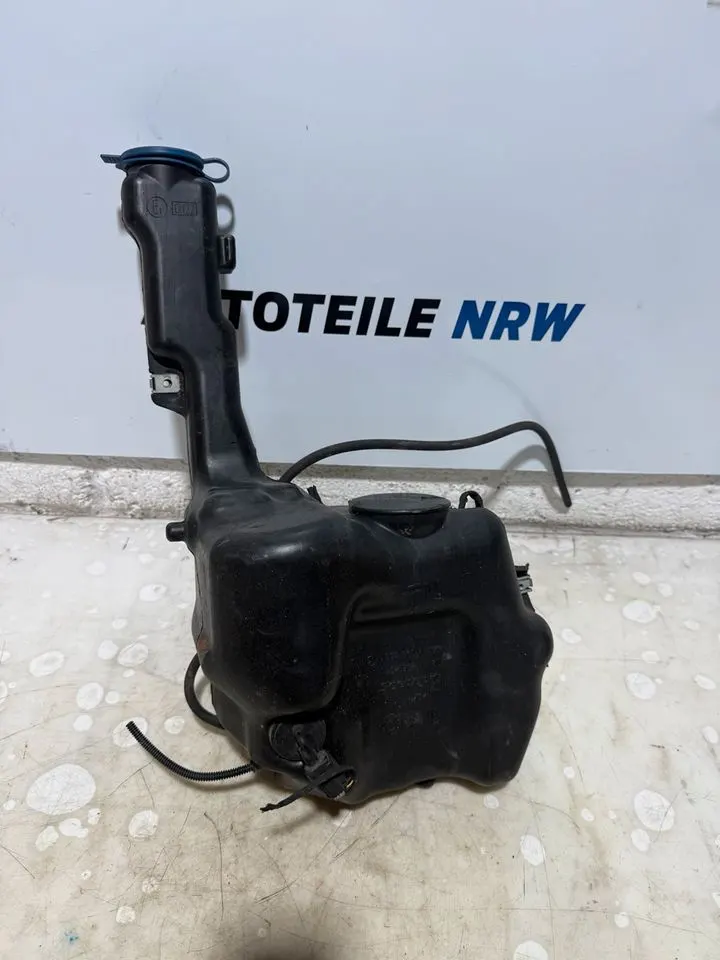 Mercedes C-Klasse W204 S204 Wasserbehälter Behälter A2048600660 – Bild 1
