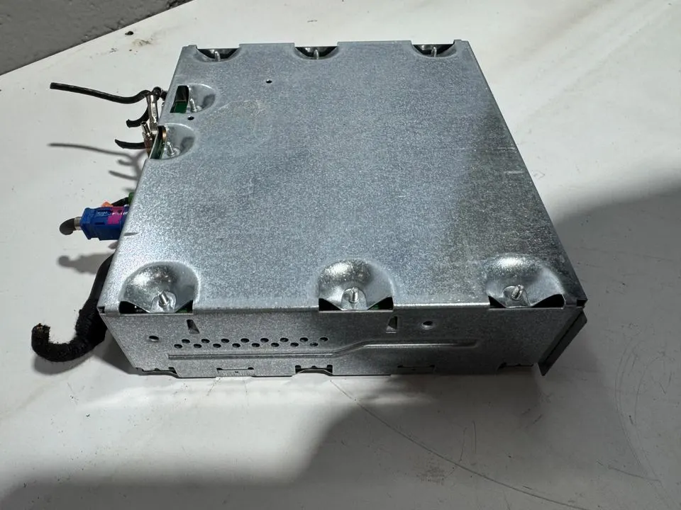 Audi A4 B8 A5 A7 A6 C7 4G TV Radio Tuner Steuergerät 8F0919129E – Bild 3