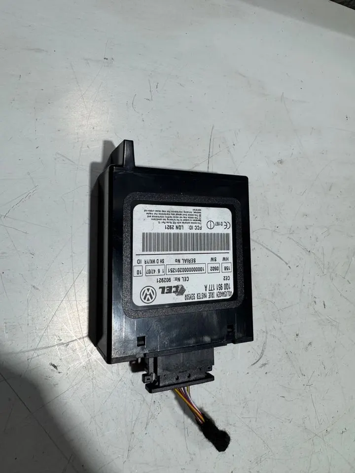 VW EOS 1F Steuergerät Radarsensor Alarmanlage 1Q0951177A – Bild 2