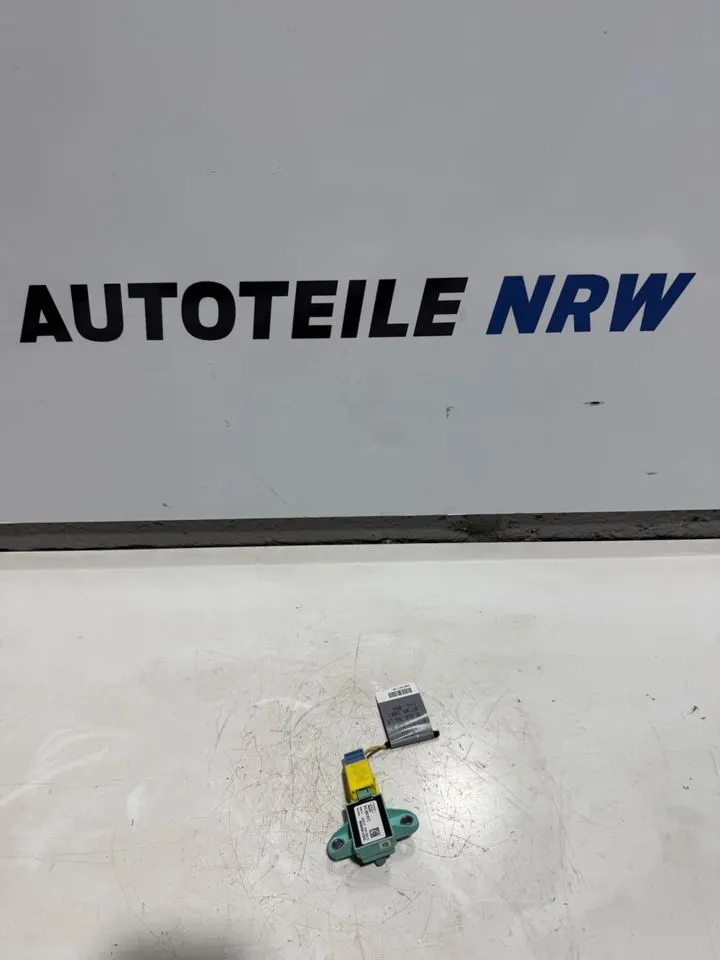 Audi A4 A5 B8 8K Crashsensor Airbag Sensor Drucksensor 8K0955557C – Bild 2