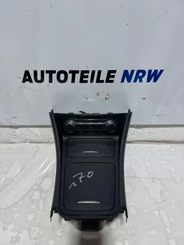 Mercedes A-Klasse W176 Bedienteil Mittelkonsole Vorne A1766801810 – Bild 1