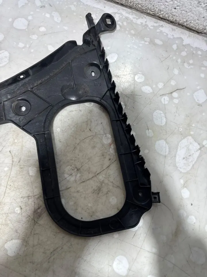Audi A3 8V Stoßstange Träger Halter Hinten 8V5807377 8V5807378 – Bild 5