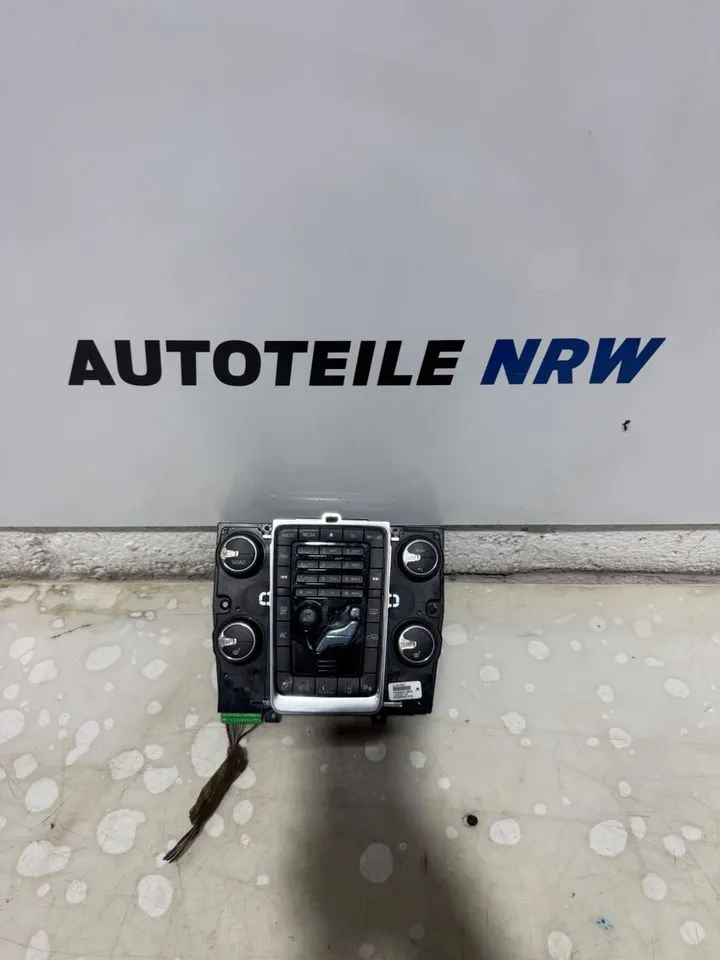 Volvo V60 S60 Klimabedieneinheit Klima Bedienteil Vorne 31324827 – Bild 2