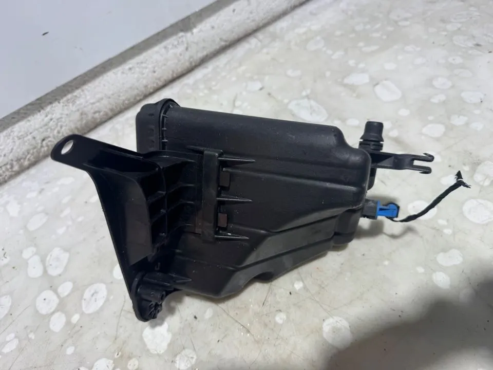 BMW 5er F10 F11 Ausgleichsbehälter Kühlmittel Behälter 7601949 – Bild 7