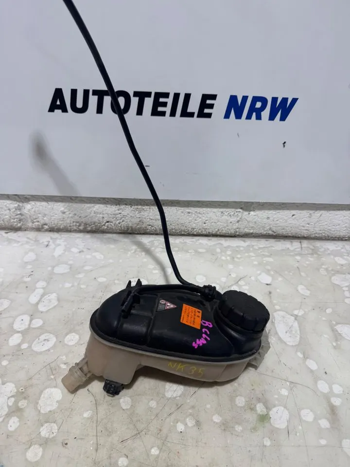 Mercedes B-Klasse W246 Behälter Ausgleichsbehälter A2465000049 – Bild 1