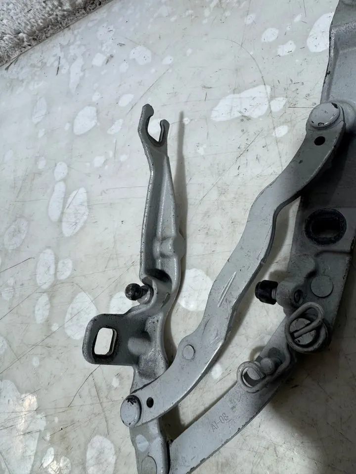 BMW Z4 E85 Hecklappenscharnier Heckdeckel Hinten 7016179 7016180 – Bild 6