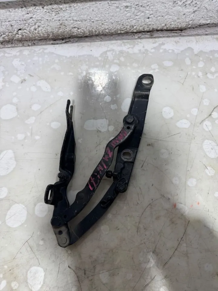 BMW Z4 E85 Hecklappenscharnier Heckdeckel Hinten 7016179 7016180 – Bild 3