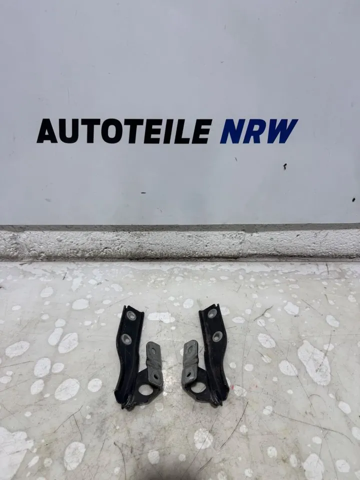 Audi A3 8B Motorhaube Scharniere Vorne 8P0823301B 8P0823302B – Bild 1