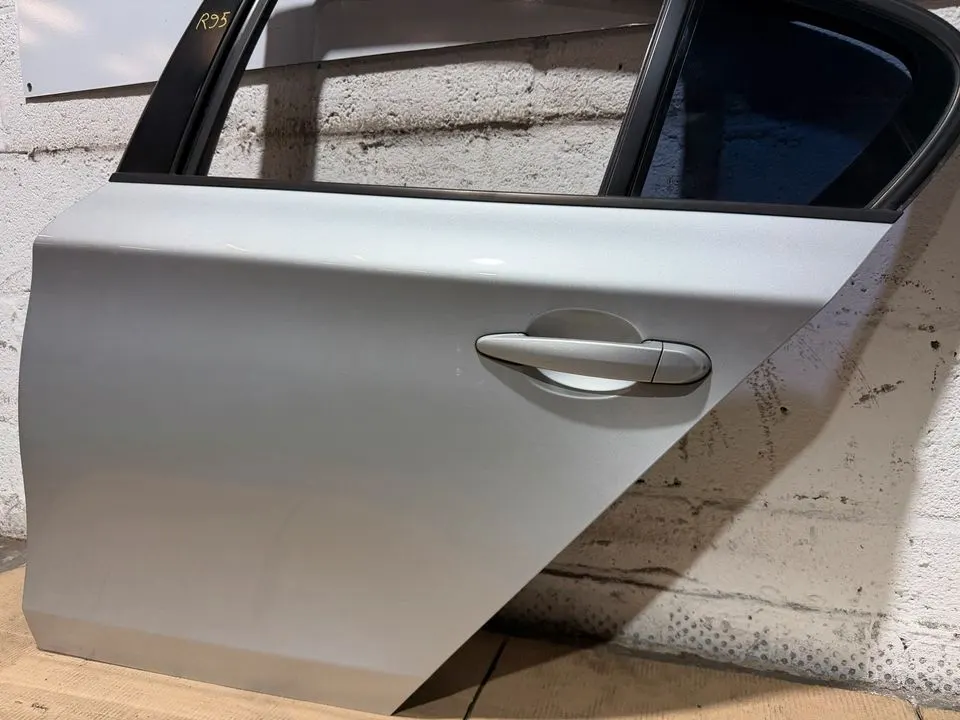BMW 1er E87 Tür Hinten Links Komplett 354 Titansilber – Bild 3