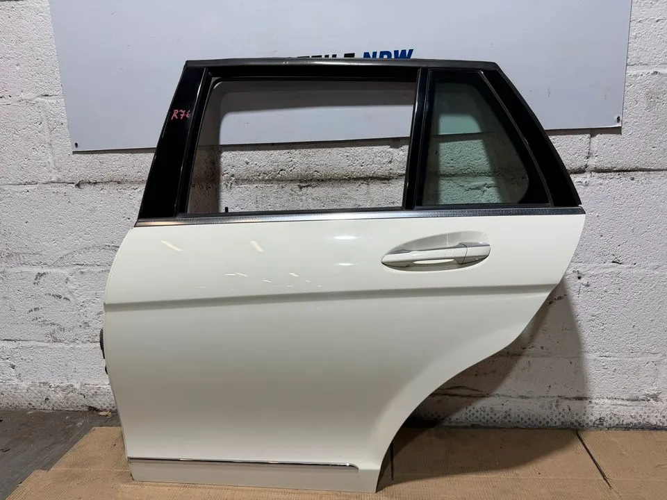 Mercedes C-Klasse S204 Tür Hinten Links Komplett 650 – Bild 2