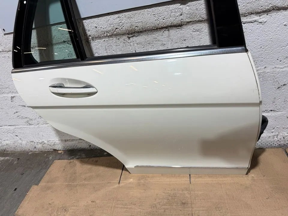 Mercedes C-Klasse S204 Kombi Tür Hinten Rechts Komplett 650 – Bild 8