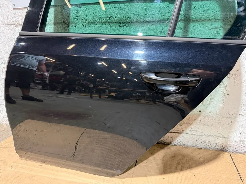 VW Golf 6 VI Limousine Tür Hinten Links KOMPLETT LC9X – Bild 7