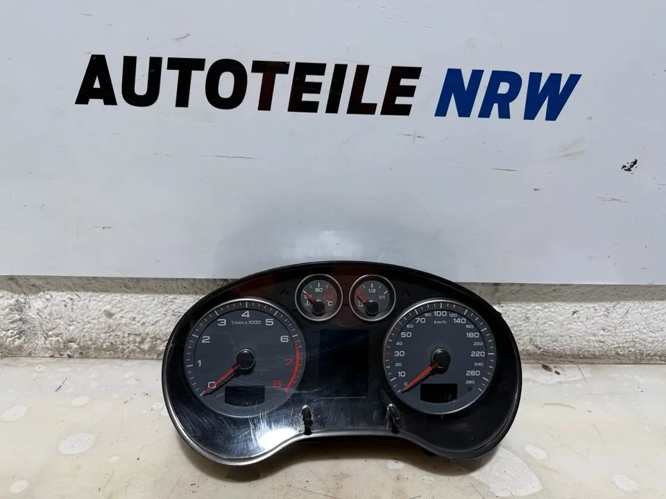 Audi A3 8P Facelift Tacho Tachometer Kombiinstrument 8P0920932Q – Bild 1
