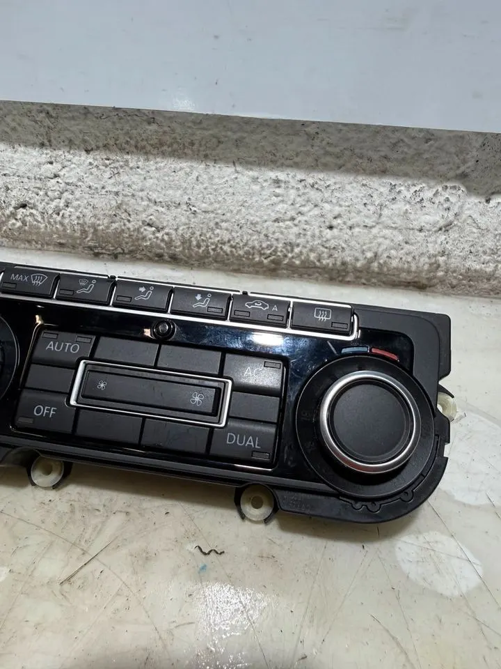 VW Golf 6 Passat Klimabedienteil Klimatronic Heizung 5K0907044BC – Bild 4