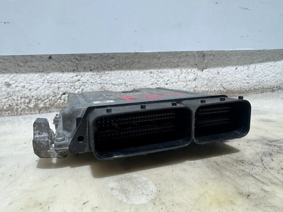 Mercedes B-Klasse W246 Motorsteuergerät Steuergerät A2709000600 – Bild 5