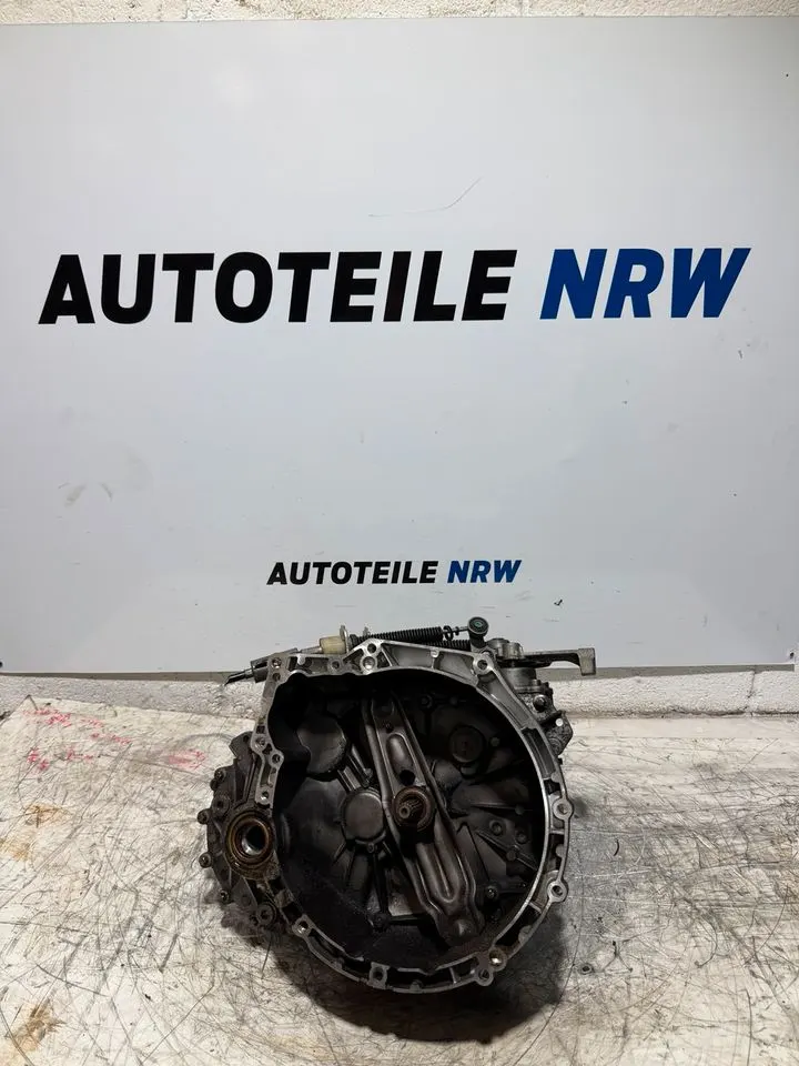Mini Cooper R55 R56 R57 Schaltgetriebe Getriebe 8614259 7595839 – Bild 1