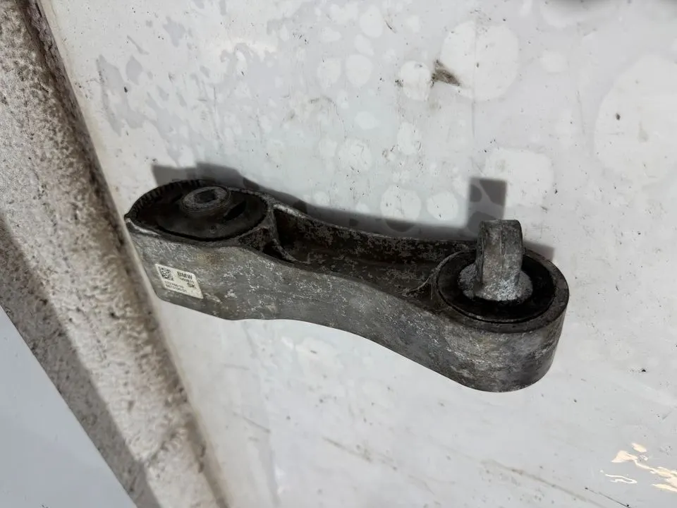 BMW 2er F45 F46 Motorlager Motorhalter Pendelstütze 6885788 – Bild 5