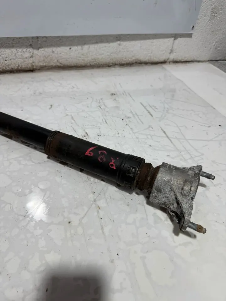 Mercedes B-Klasse W246 Stoßdämpfer Dämpfer Hinten A2463201931 – Bild 5