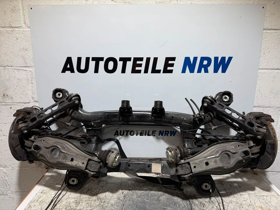 BMW 3er E92 E93 Hinterachse Achsschenkel Träger Hinten Komplett – Bild 1