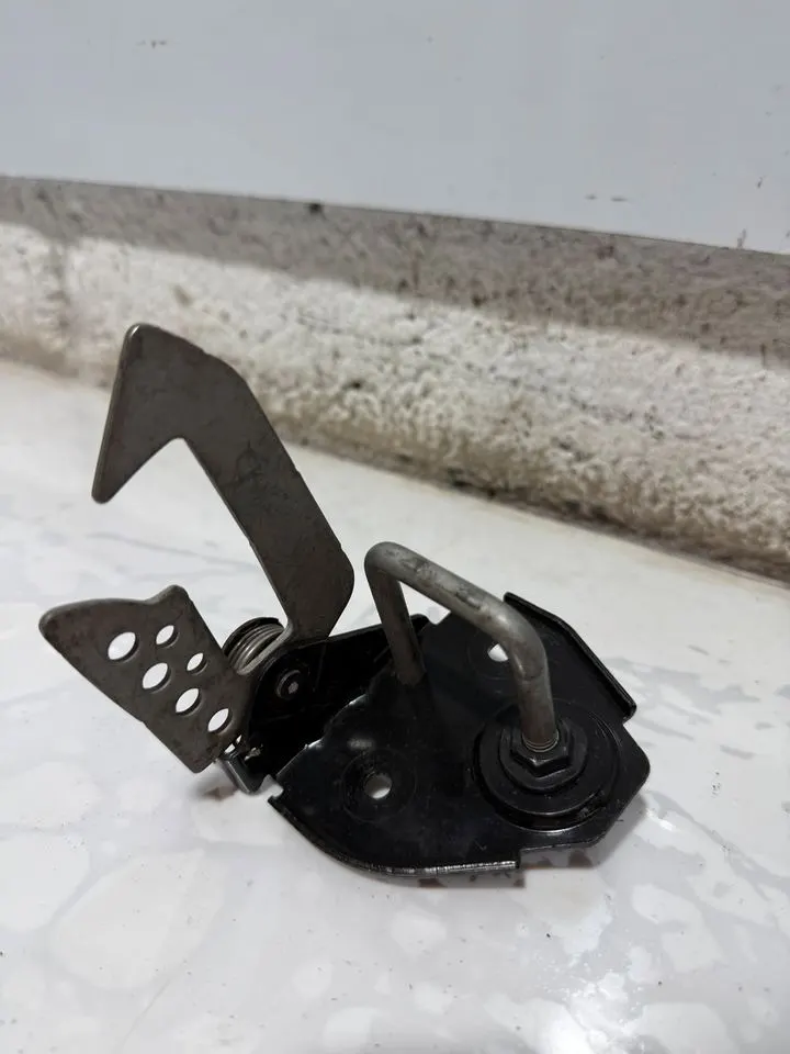 BMW 5er 7er F01 F10 F11 Motorhaube Öffner Schloss 7183763 7183764 – Bild 7