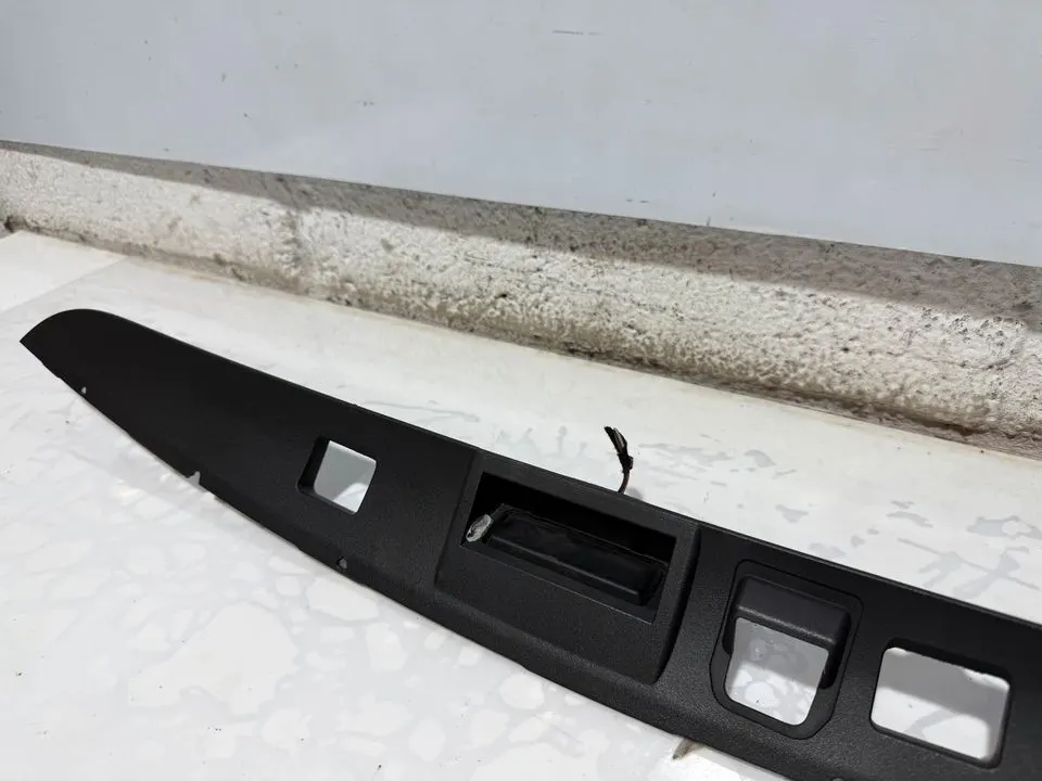 Mercedes CLS C218 Kennzeichenbeleuchtung Hinten A2187500493 – Bild 4