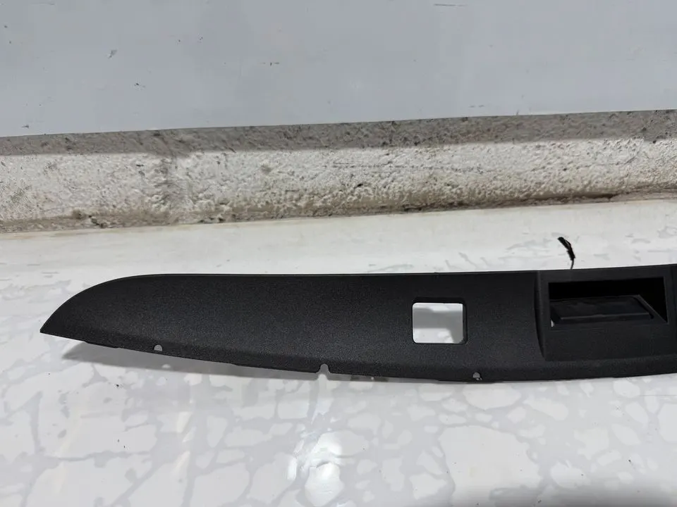 Mercedes CLS C218 Kennzeichenbeleuchtung Hinten A2187500493 – Bild 5