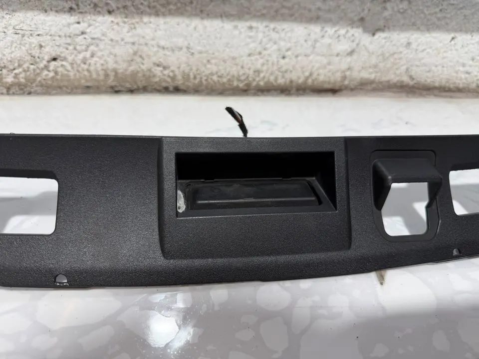 Mercedes CLS C218 Kennzeichenbeleuchtung Hinten A2187500493 – Bild 7