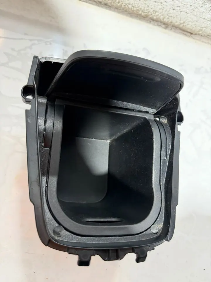 Mercedes W246 Mittelkonsole Ablagefach Fach Vorne A2466801010 – Bild 5