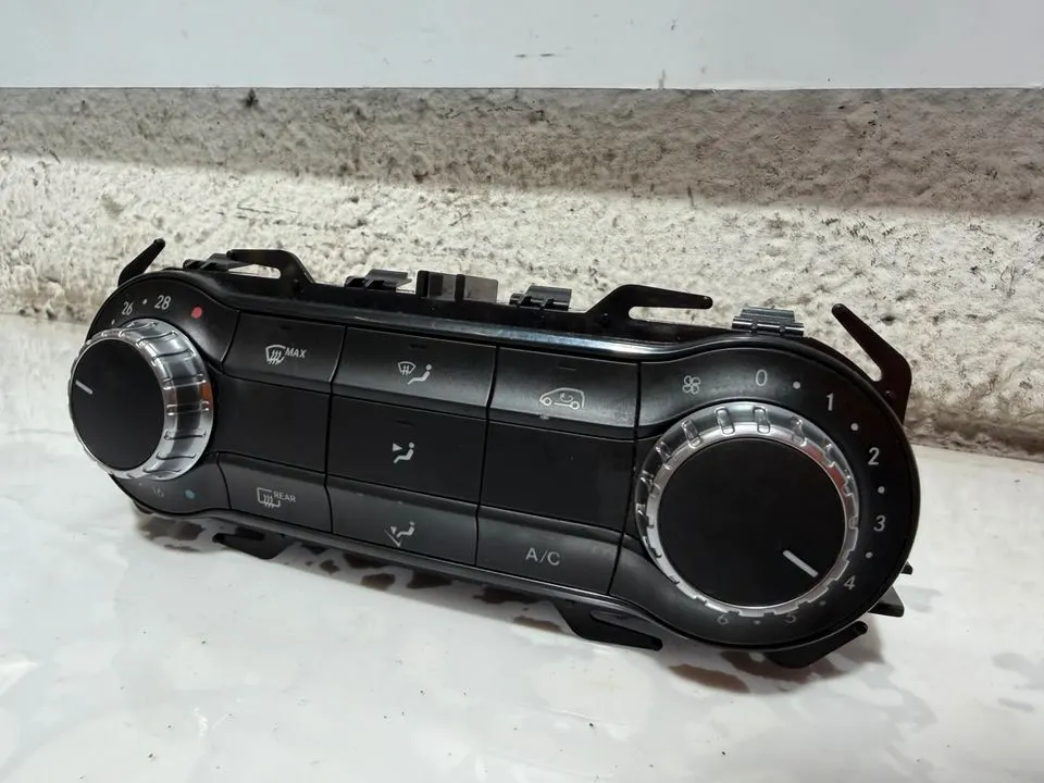 Mercedes B-Klasse W246 Klimabedienteil Bedienteil A2469002208 – Bild 6