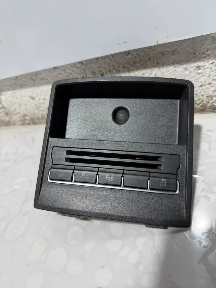 VW Touran 1T3 Mittelkonsole Ablagefach Fach Vorne 1T1857368 – Bild 3