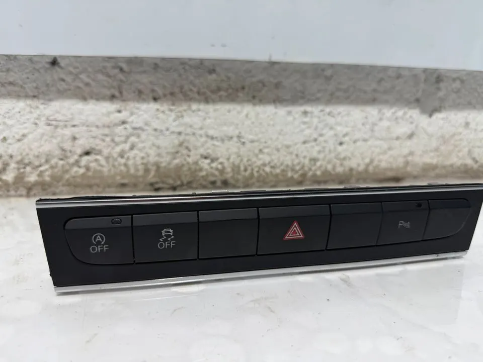 Audi A3 8P Warnblinker Mehrfach Schalter Vorne 8P0927137CE – Bild 3