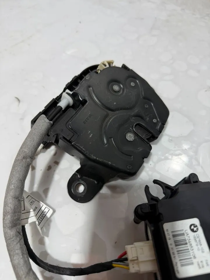 BMW 2er F45 Heckklappe Schloss Antrieb Hinten 7348530 7348531 – Bild 5