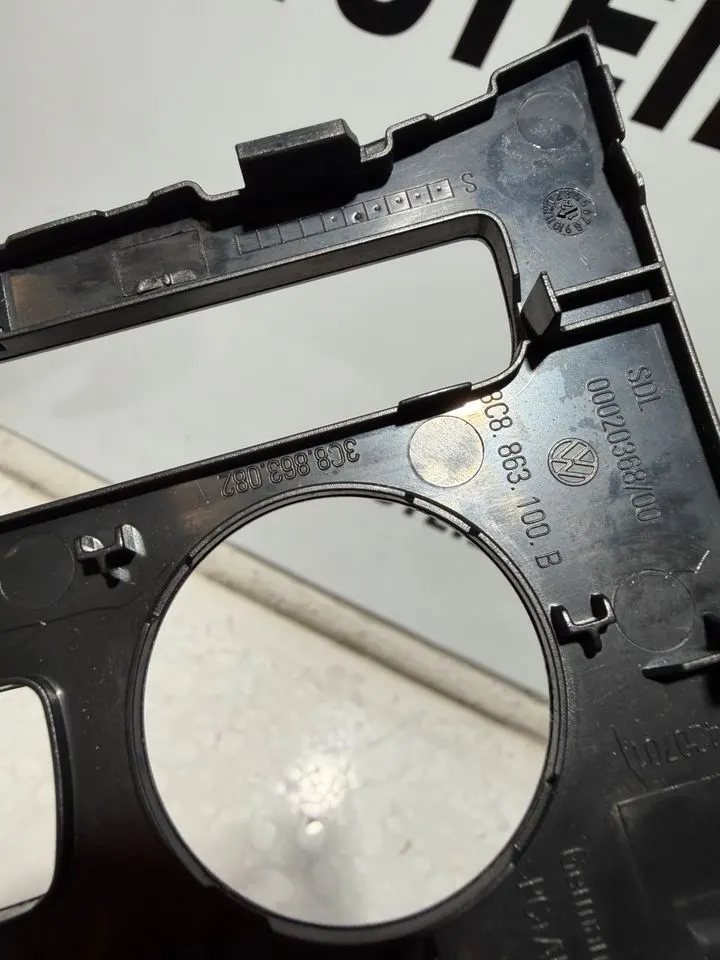 VW Passat B7 CC Klimablende Verkleidung Heizregler 3C8863100B – Bild 7