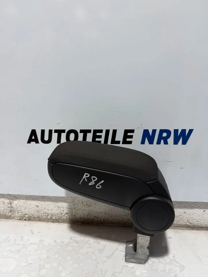 Audi A3 8P Mittelarmlehne Armlehne Lehne Vorne 8P0864207B – Bild 1