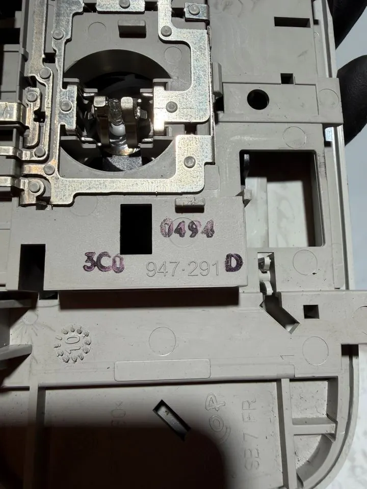 VW Passat B7 3C Leseleuchte Innenleuchte Leuchte 3C0947291D – Bild 7