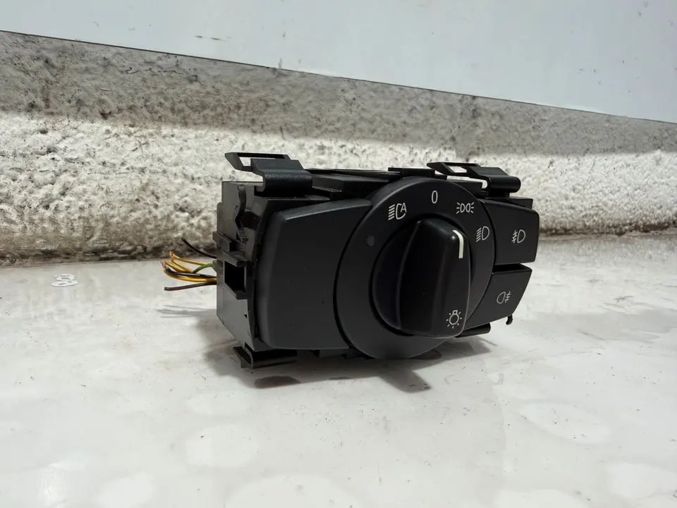 BMW 1er 3er E87 E90 E91 E92 E93 Lichtschalter Schalter 6932796 – Bild 3