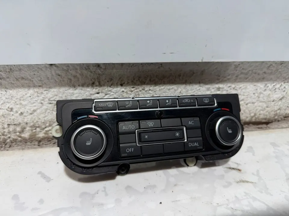 VW Passat B7 3C Klimabedienteil Klimatronic Heizung 5K0907044ED – Bild 4