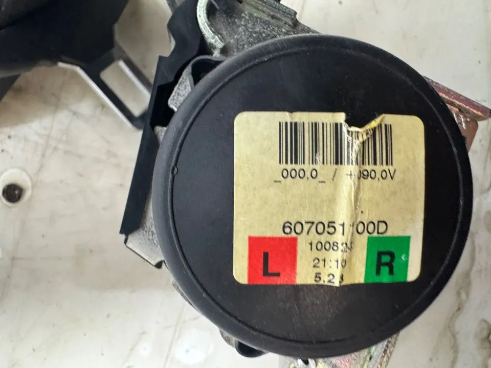 BMW 1er 3er X1 E87 E90 E84 Gurt Sicherheitsgurt Hinten 6070511 – Bild 8