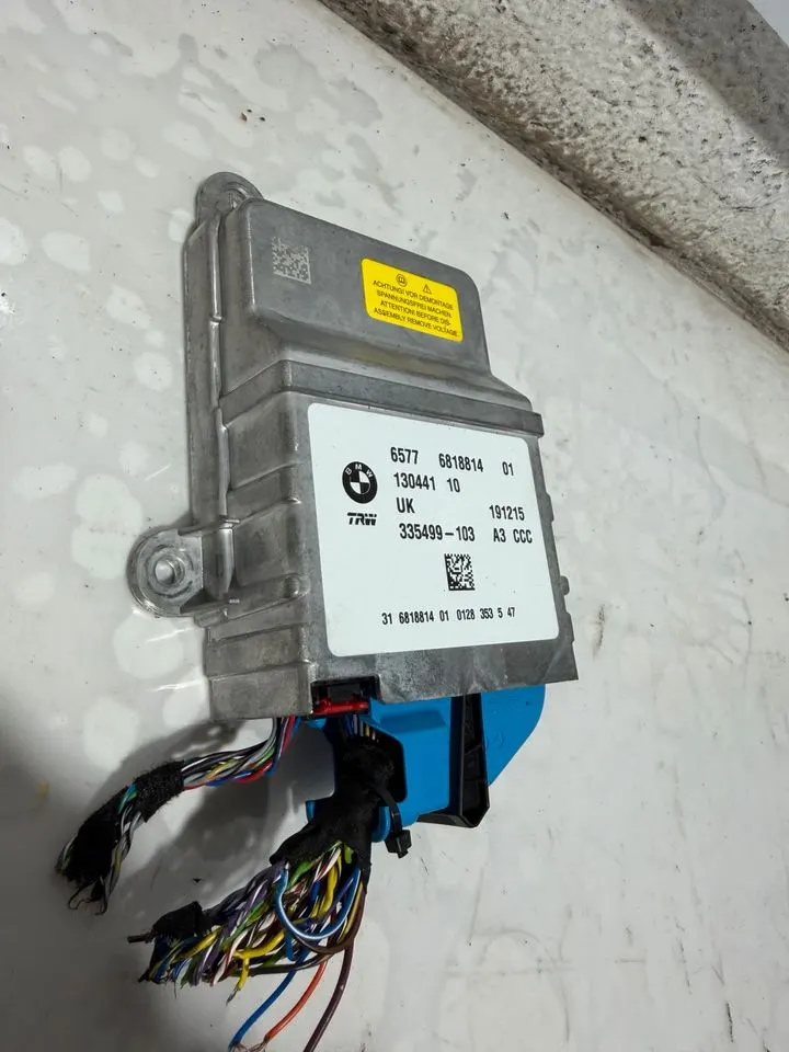 BMW 2er F45 F46 SRS Airbag ECU Steuergerät Modul 6818814 – Bild 3