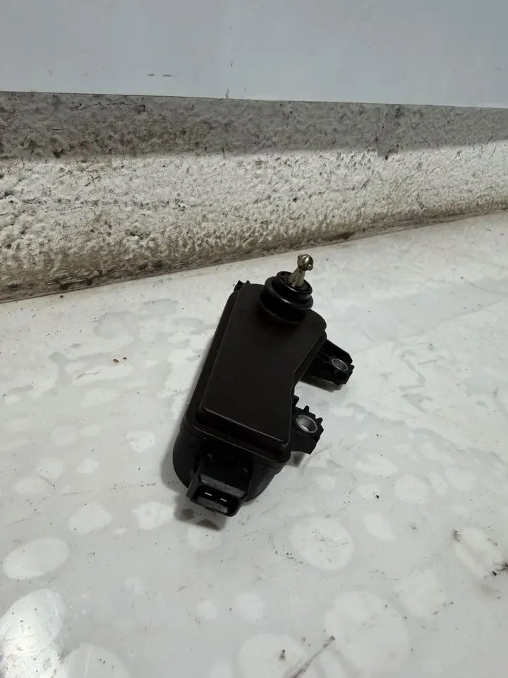 BMW 3er E90 E91 N46 Ansaugbrücke Stellmotor Betätigung 7511383 – Bild 4