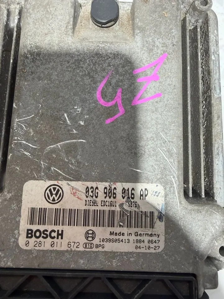 VW Golf 5 V Steuergerät Motorsteuergerät Diesel 03G906016AP – Bild 4