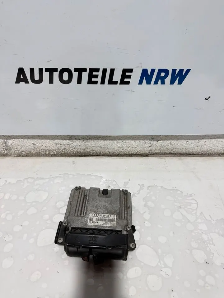 Audi A3 8P 2.0 TSI CAWB Motorsteuergerät Steuergerät 8P7907115B – Bild 1
