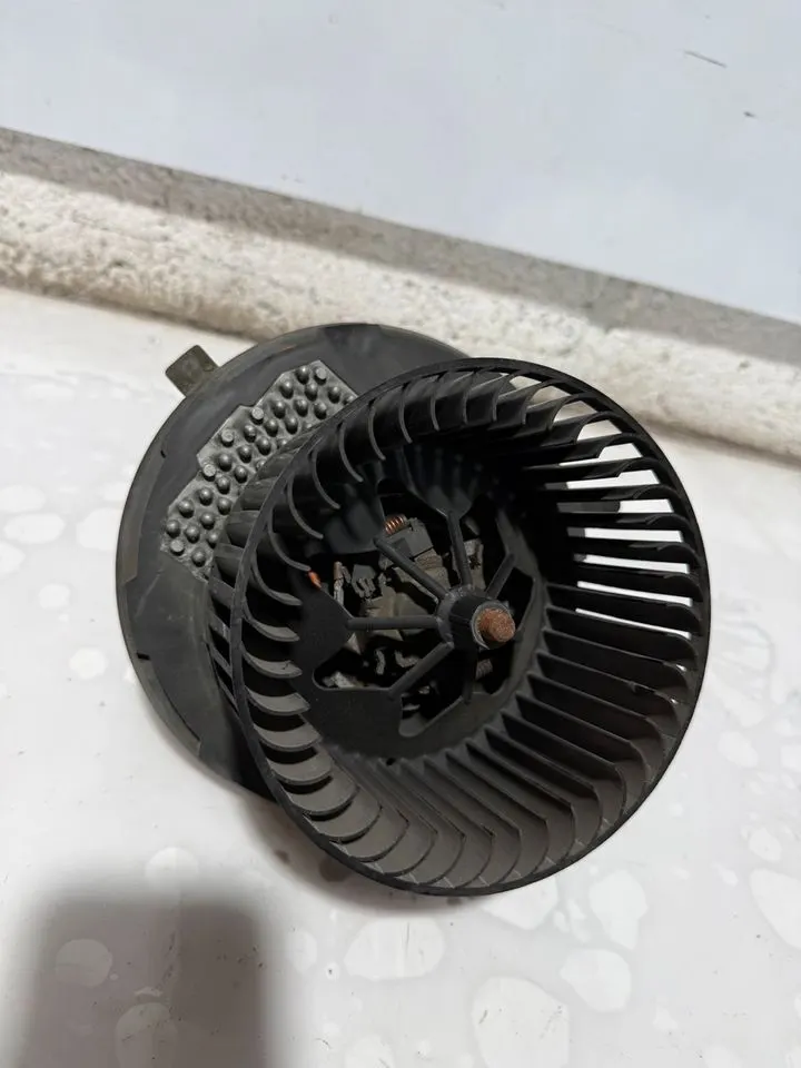 VW Audi Golf Passat B6 B7 Gebläseregler Gebläsemotor 3C1820015N – Bild 6