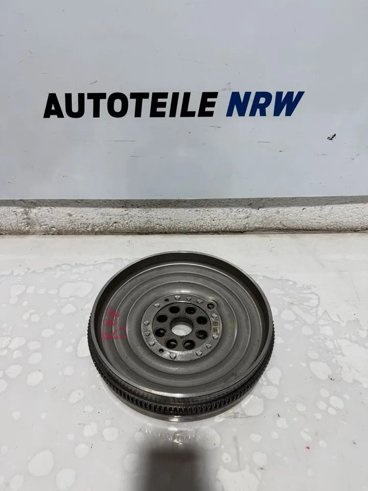 Mercedes W246 W176 Zweimassenschwungrad Schwungrad A2700300305 – Bild 1