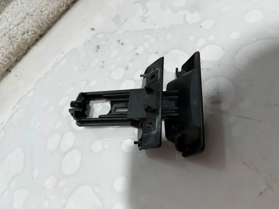 Mercedes W204 S204 Parkbremse Handbremse Griff A2044200177 – Bild 6