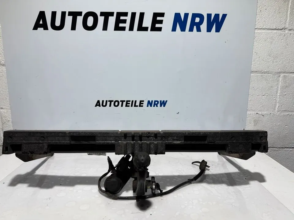VW Passat B6 3C Anhängerkupplung AHK Hinten 3C0092155 – Bild 2
