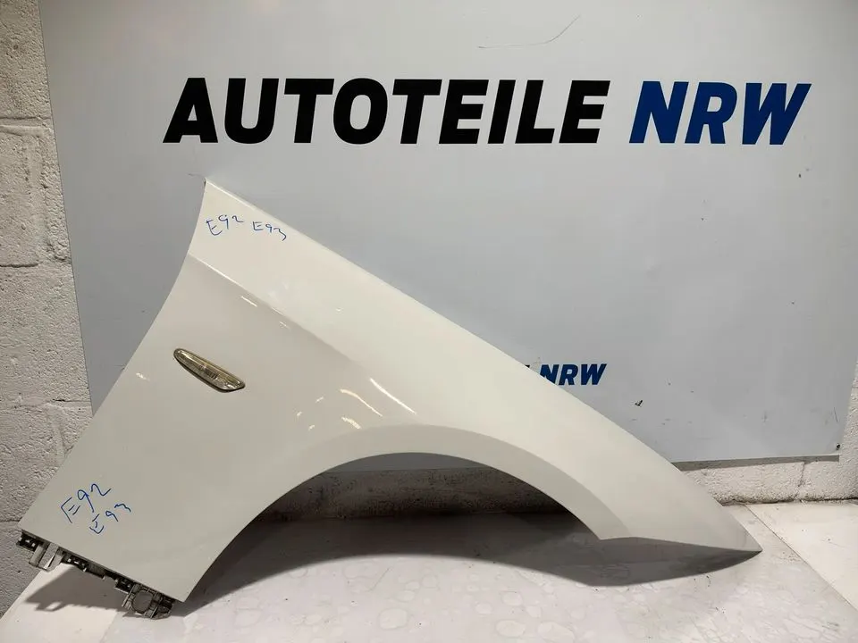 BMW 3er E92 E93 Kotflügel Seitenwand Vorne Rechts 300 – Bild 1