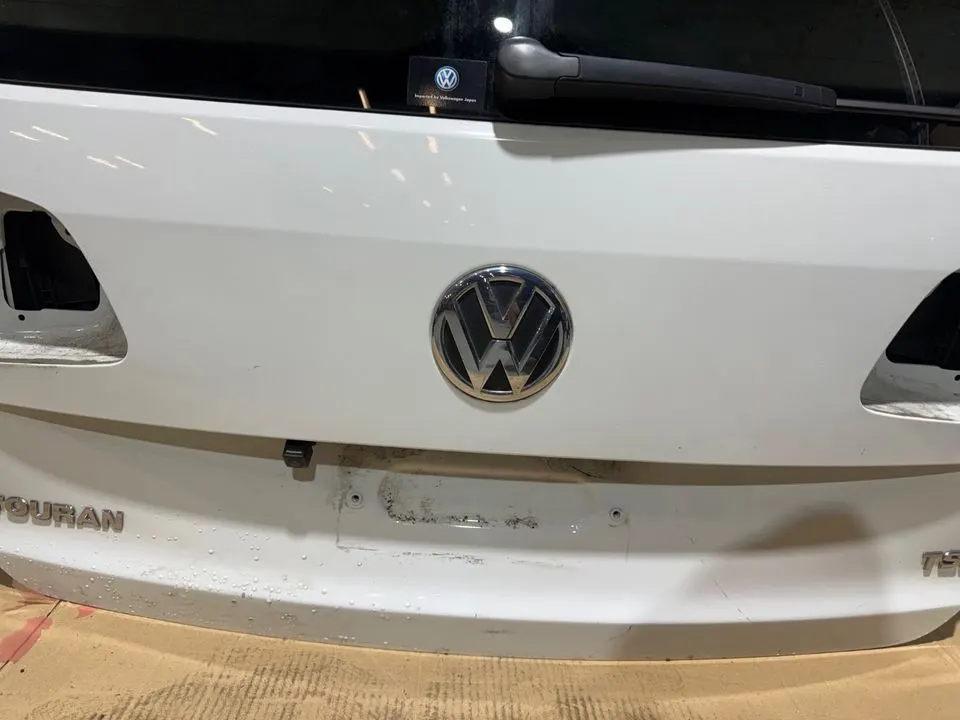 VW Touran 1T3 GP2 Heckklappe Kofferraum Deckel Hinten LB9A – Bild 8